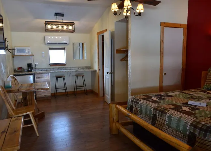 Nine Pines Pinetop-Lakeside